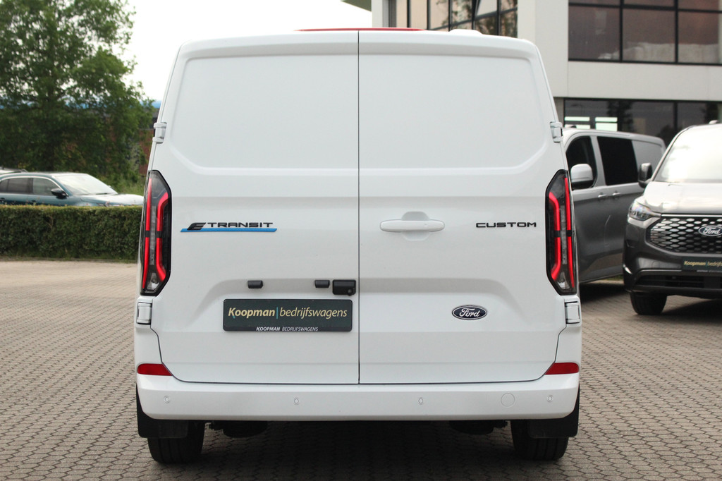 Ford E-Transit Custom 340 L2H1 Limited | 71 kWh | 160kW/218pk | Driver Assist | Adap. Cruise | Camera | Carplay/Android | Lease 771,- p/m 10