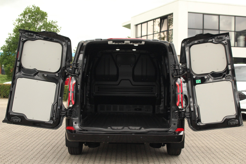 Ford E-Transit Custom 340 L2H1 Limited | 71 kWh | 160kW/218pk | Driver Assist | Adap. Cruise | Camera | Carplay/Android | Lease 771,- p/m 11