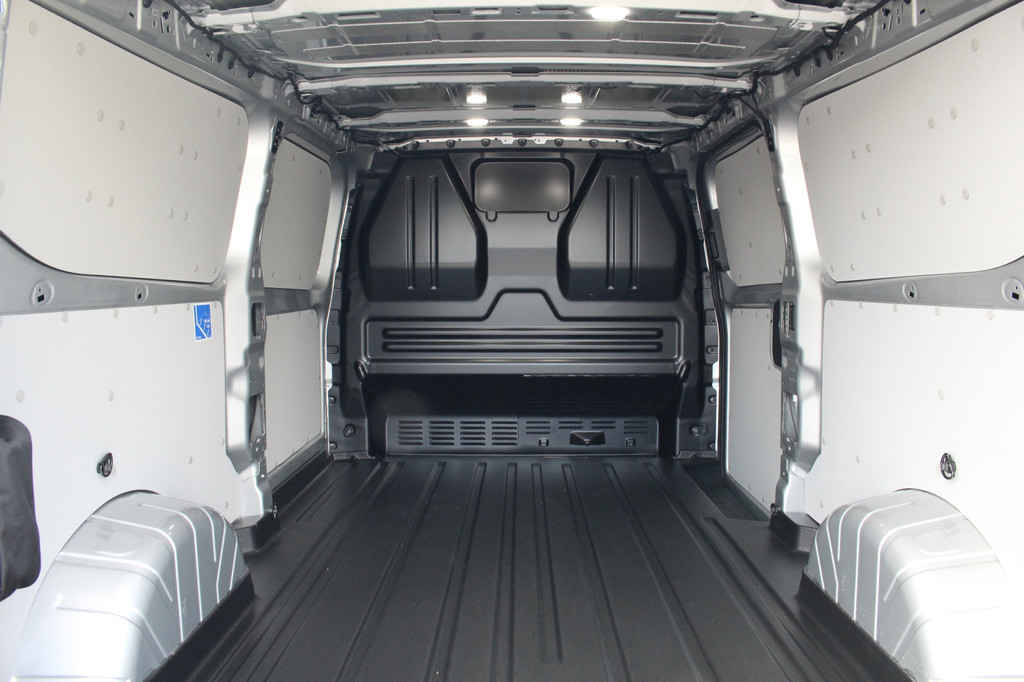 Ford E-Transit Custom 340 L2H1 Limited | 71 kWh | 160kW/218pk | Driver Assist | Adap. Cruise | Camera | Carplay/Android | Lease 771,- p/m 13