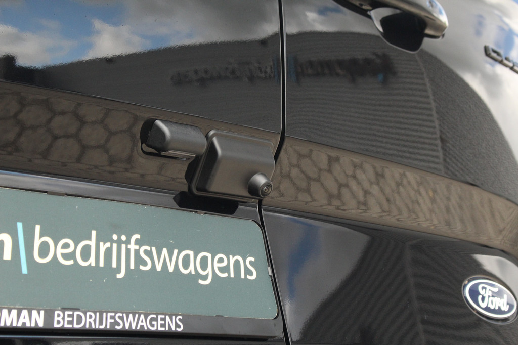 Ford E-Transit Custom 340 L2H1 Limited | 71 kWh | 160kW/218pk | Driver Assist | Adap. Cruise | Camera | Carplay/Android | Lease 771,- p/m 13