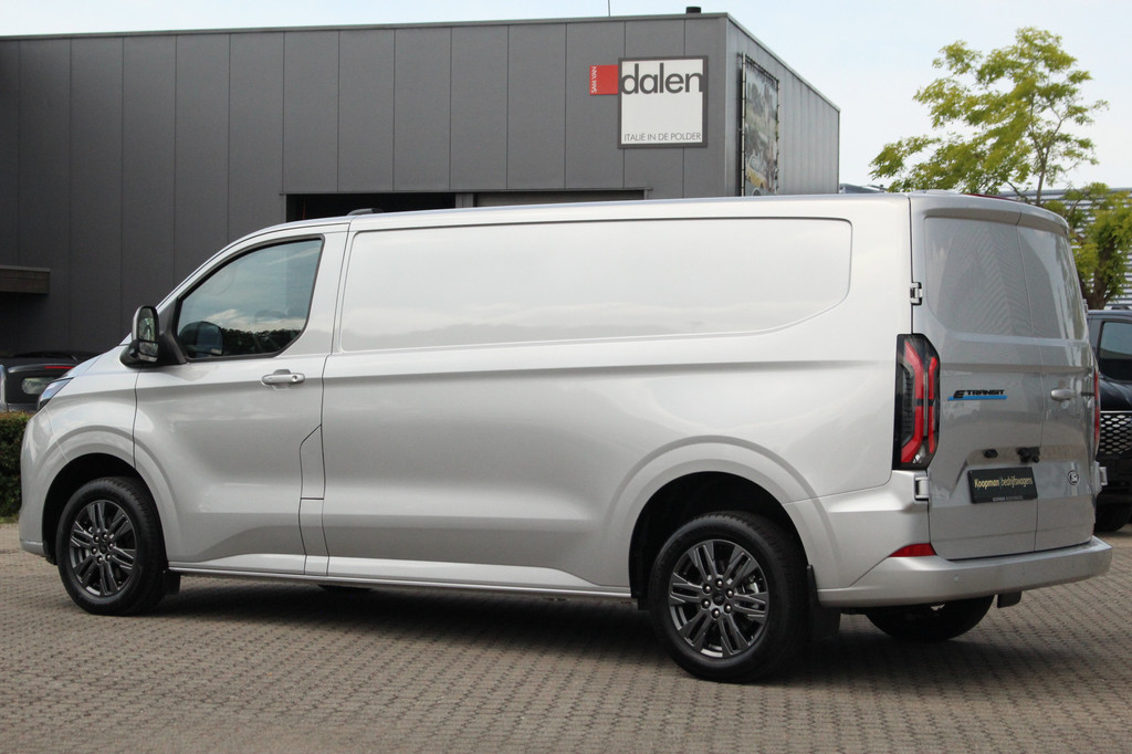 Ford E-Transit Custom 340 L2H1 Limited | 71 kWh | 160kW/218pk | Driver Assist | Adap. Cruise | Camera | Carplay/Android | Lease 771,- p/m 15