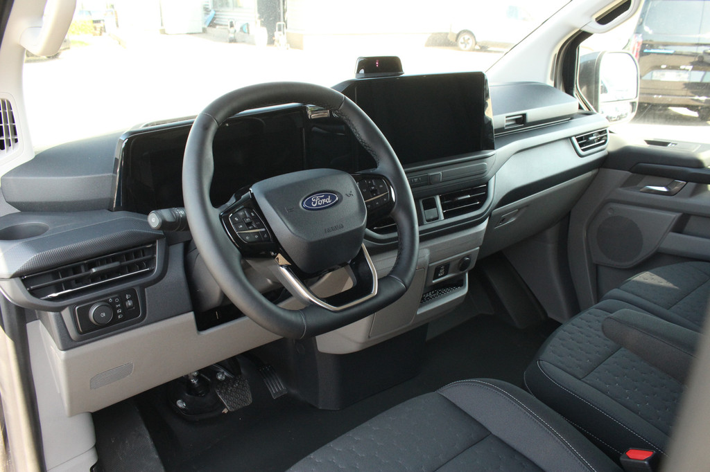 Ford E-Transit Custom 340 L2H1 Limited | 71 kWh | 160kW/218pk | Driver Assist | Adap. Cruise | Camera | Carplay/Android | Lease 771,- p/m 16