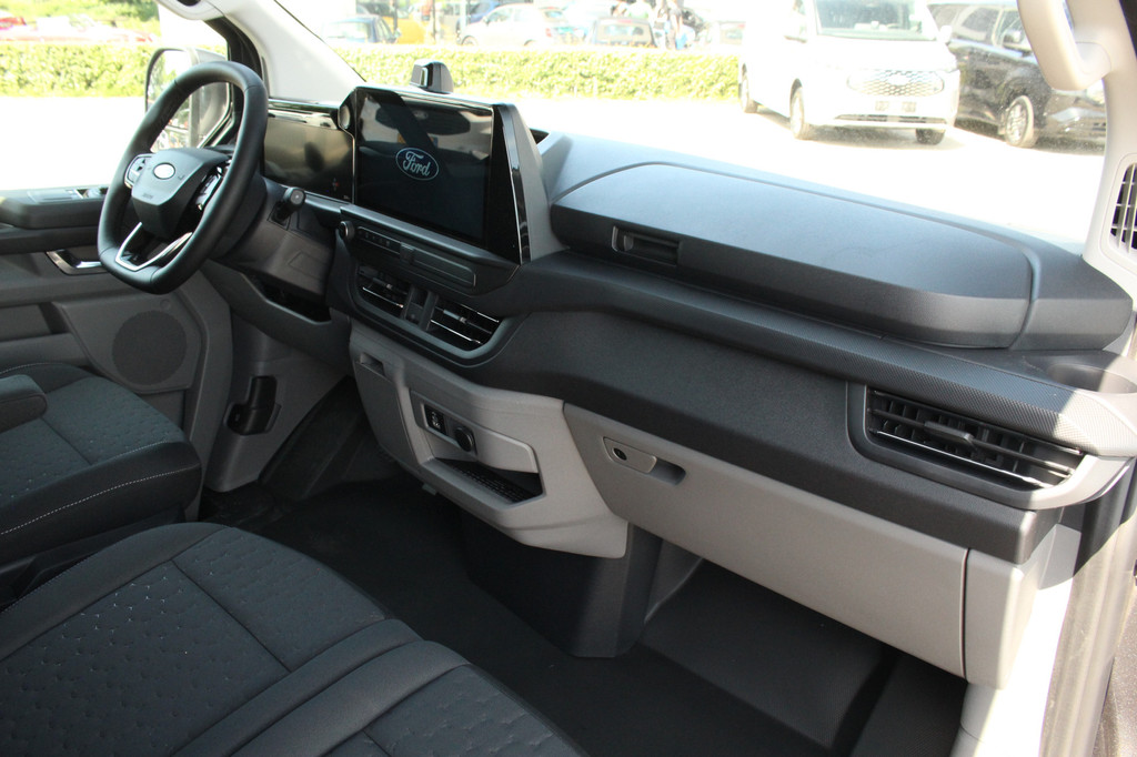 Ford E-Transit Custom 340 L2H1 Limited | 71 kWh | 160kW/218pk | Driver Assist | Adap. Cruise | Camera | Carplay/Android | Lease 771,- p/m 19
