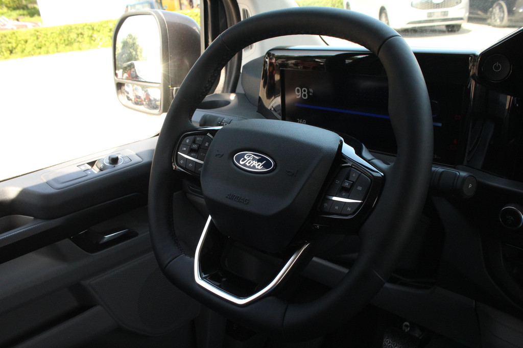Ford E-Transit Custom 340 L2H1 Limited | 71 kWh | 160kW/218pk | Driver Assist | Adap. Cruise | Camera | Carplay/Android | Lease 771,- p/m 21