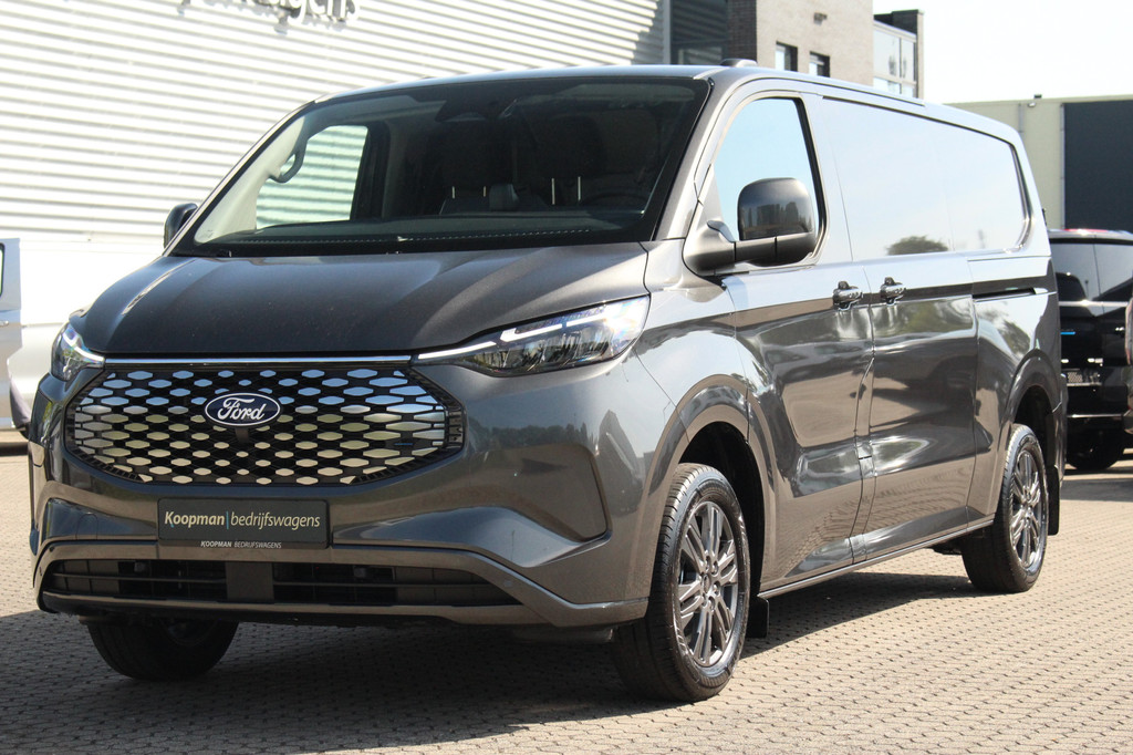 Ford E-Transit Custom 340 L2H1 Limited | 71 kWh | 160kW/218pk | L+R Schuifdeur | Stoel + Stuurverwarming | Camera | Carplay/Android | Cruise | Lease 753,- p/m 2