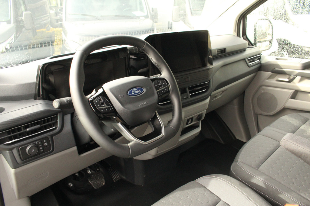 Ford E-Transit Custom 340 L2H1 Limited 71 kWh Automaat | Trekgewicht 2300kg | LED | Carplay | Keyless | Camera | Cruise | Stoel+Stuurvwer. | Lease 717,- p/m 13