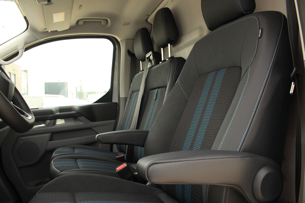 Ford E-Transit Custom 340 L2H1 Sport | 71kWh | 160kW/218pk | Trekgewicht 2300kg | ProPower | Camera | Carplay/Android | Cruise | Lease 771,- p/m 18