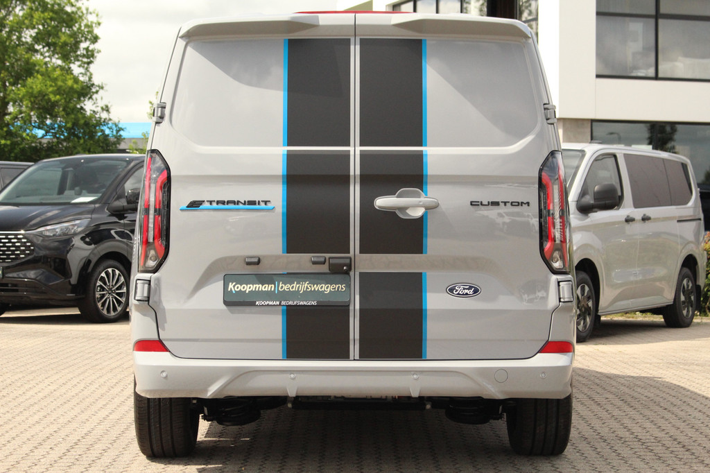 Ford E-Transit Custom 340 L2H1 Sport | 71kWh | 160kW/218pk | Trekgewicht 2300kg | ProPower | Camera | Carplay/Android | Cruise | Lease 771,- p/m 9