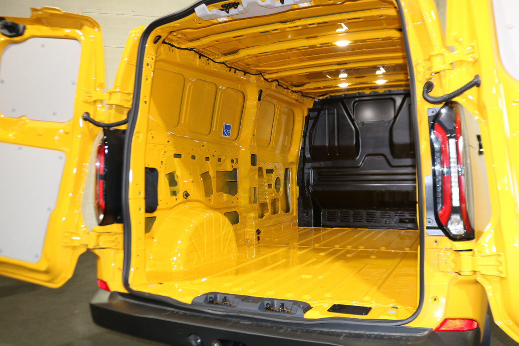 Ford E-Transit Custom 340 L2 H1 Trend 65 kWh (direct leverbaar) 15