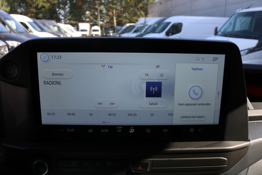 Ford E-Transit Custom 340 L2 H1 Trend 65 kWh (direct leverbaar) 21