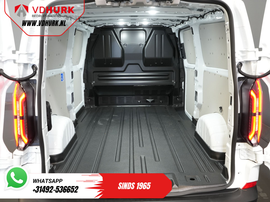 Ford E-Transit Custom L2 330 km WLTP LED/ Standkachel/ Stoelverw./ Snellader/ 2.3t Trekverm./ Carplay/ Climate/ Camera/ PDC/ Cruise 15