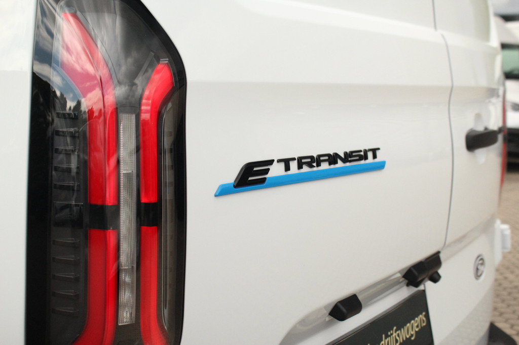 Ford E-Transit Custom 320 L1H1 Trend 65kWh 100kW | Camera | Carplay/Android | Cruise | Lease 735,- p/m 11