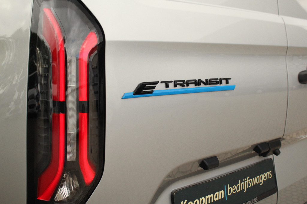 Ford E-Transit Custom 320 L1H1 Trend 65kWh 100kW | Camera | Carplay/Android | Cruise | Lease 753,- p/m 13
