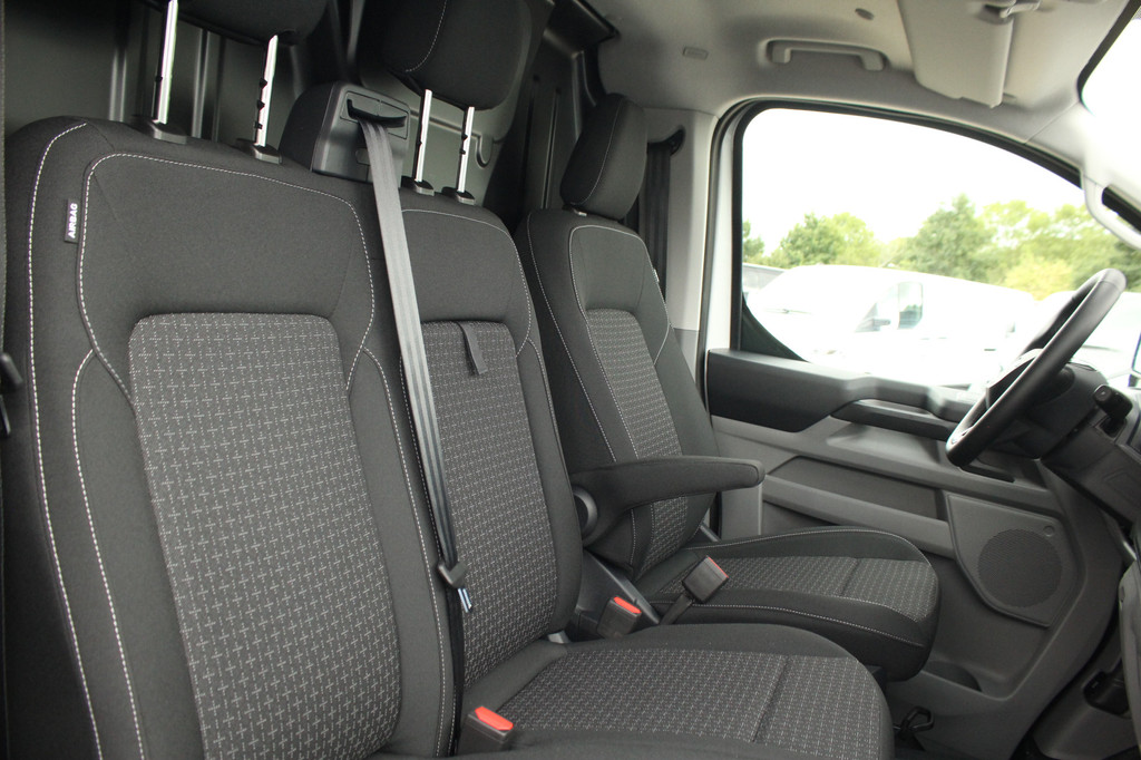 Ford E-Transit Custom 320 L1H1 Trend 65kWh 100kW | Camera | Carplay/Android | Cruise | Lease 753,- p/m 19