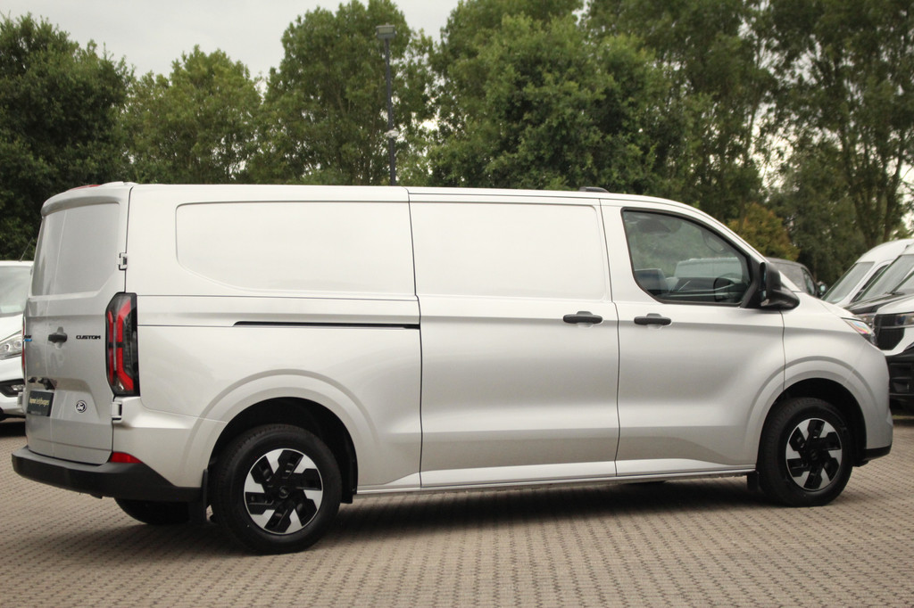 Ford E-Transit Custom 320 L1H1 Trend 65kWh 100kW | Camera | Carplay/Android | Cruise | Lease 753,- p/m 7