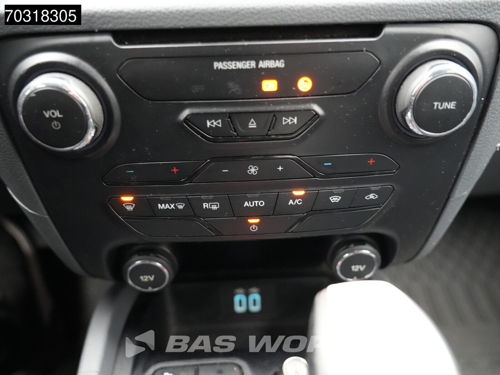 Ford Ranger 160PK 2.2 TDCi Automaat Limited Supercab Trekhaak Navi Airco Cruise Camera Parkeersensoren v+a Euro6 Pickup Airco Trekhaak Cruise control 17