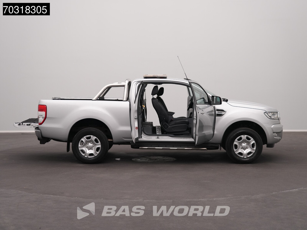Ford Ranger 160PK 2.2 TDCi Automaat Limited Supercab Trekhaak Navi Airco Cruise Camera Parkeersensoren v+a Euro6 Pickup Airco Trekhaak Cruise control 9