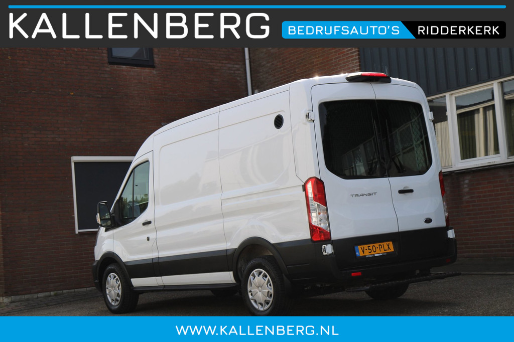 Ford TRANSIT 330 2.0 TDCI L2H2 Trend / Camera / Laadruimte inrichting / Sync 3 10