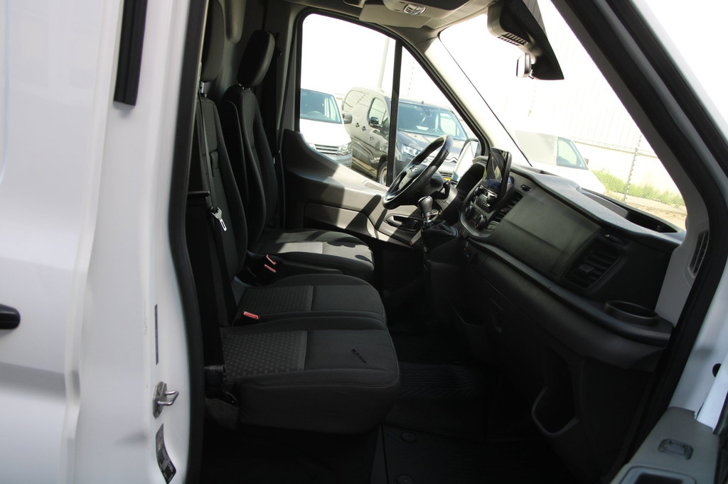 Ford TRANSIT 330 2.0 TDCI L2H2 Trend / Camera / Laadruimte inrichting / Sync 3 4