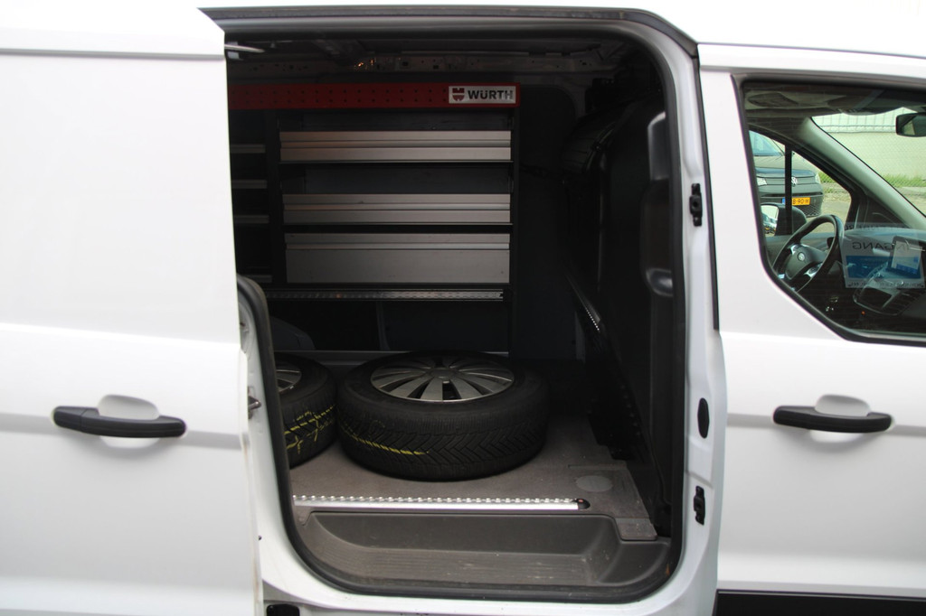 Ford TRANSIT CONNECT 1.5 EcoBlue 120PK L2 Limited / Camera / Stoel verw / Adaptief cruis 13