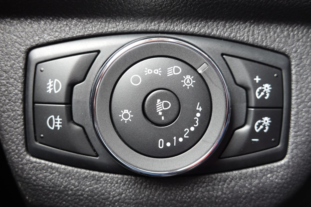 Ford TRANSIT COURIER 2022 Ford Transit Courier Gesloten bestelwagen Trend, 1.5 TDCi Diesel 75 PK, 11