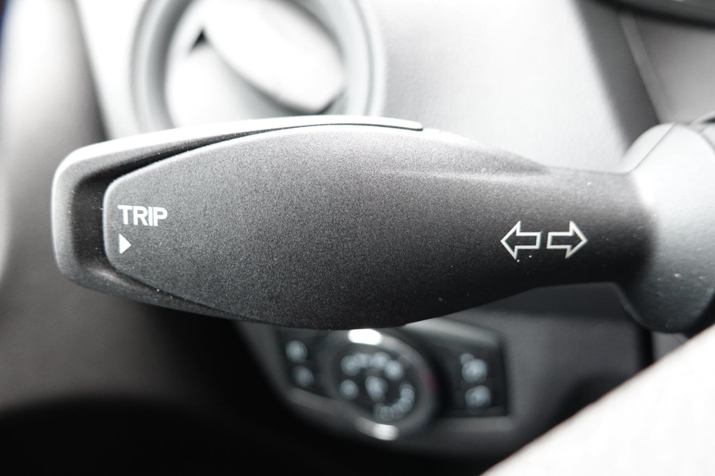 Ford TRANSIT COURIER 2022 Ford Transit Courier Gesloten bestelwagen Trend, 1.5 TDCi Diesel 75 PK, 12