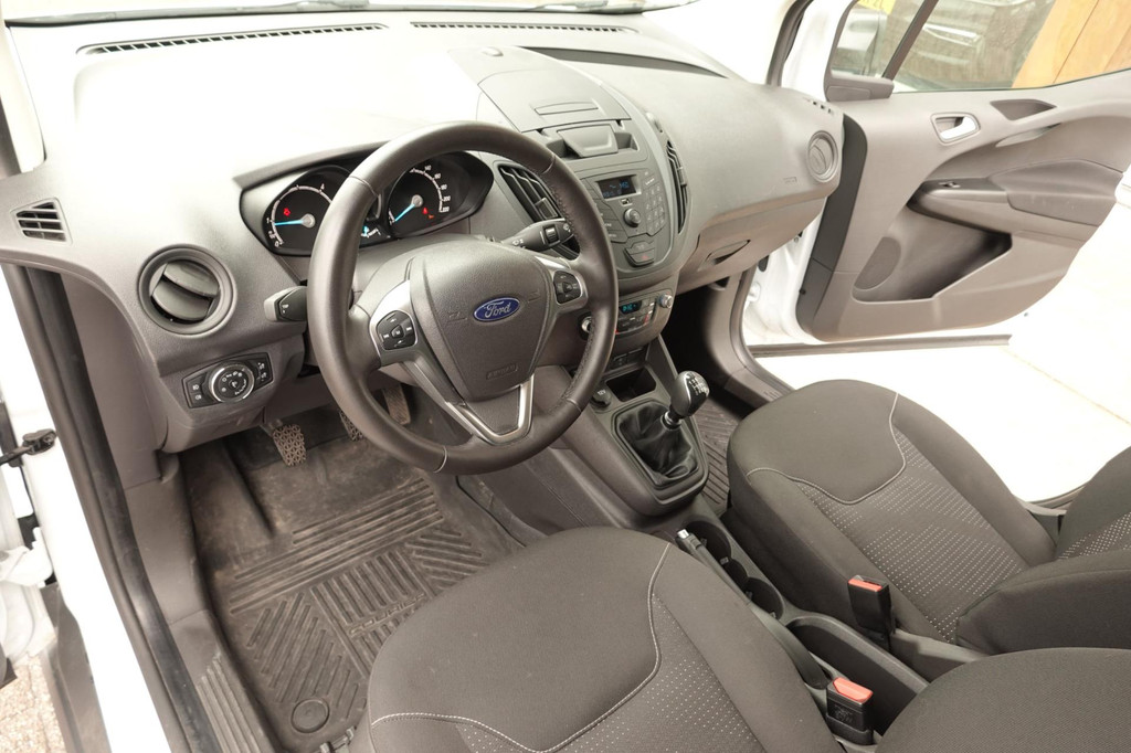 Ford TRANSIT COURIER 2022 Ford Transit Courier Gesloten bestelwagen Trend, 1.5 TDCi Diesel 75 PK, 9