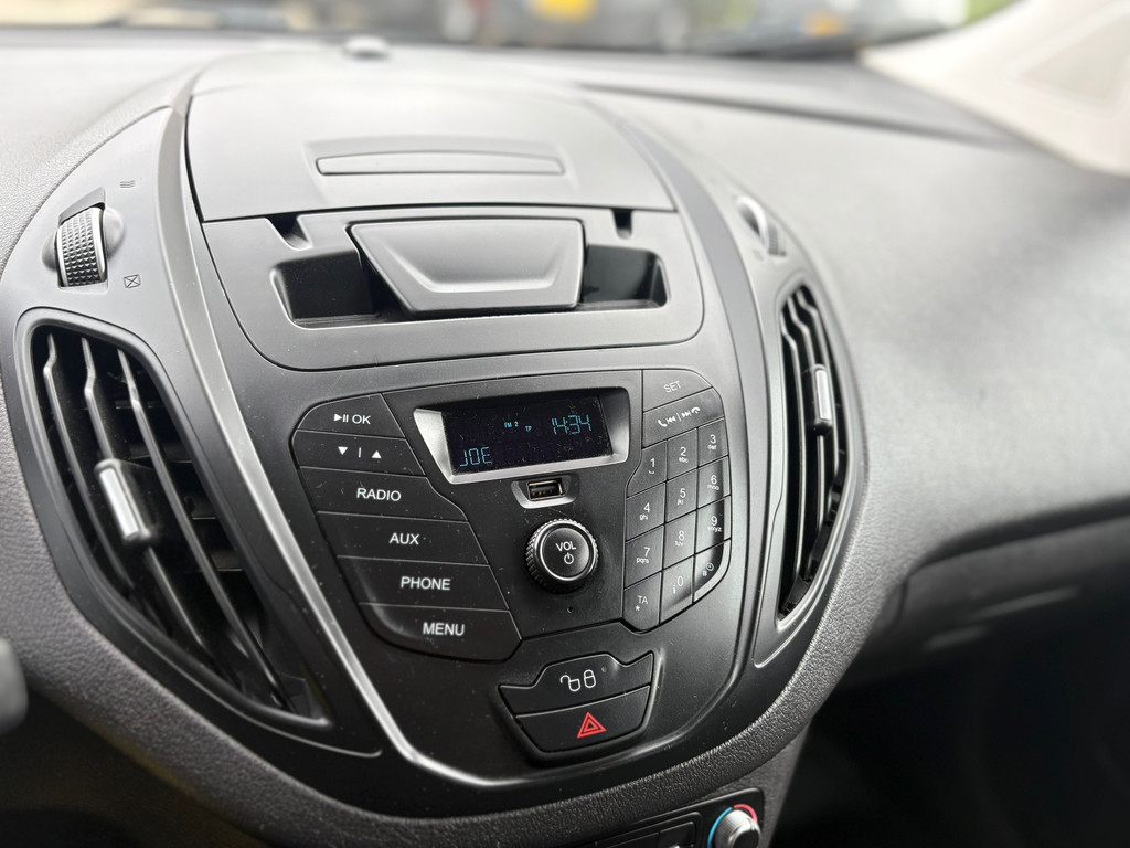 Ford TRANSIT COURIER |MARGE|BENZINEMOTOR|radio|bluetooth|trekhaak|multifunctioneel stuurwiel 16