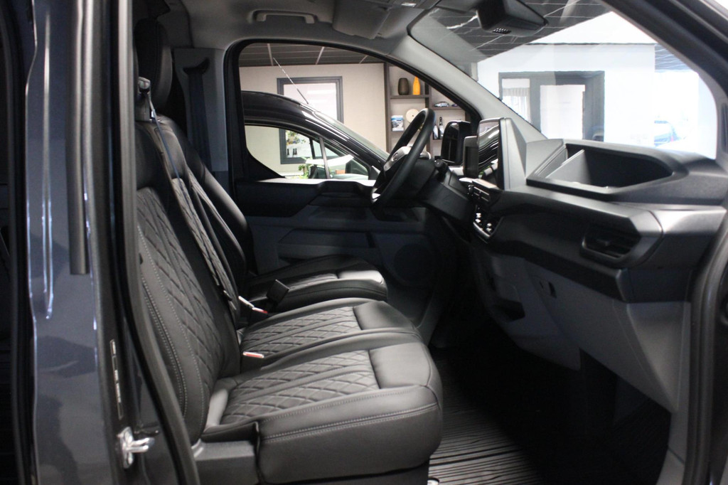 Ford TRANSIT CUSTOM 300 2.0 TDCI L2H1 AUTOMAAT 170PK JB- EDITION / FULL BLACK / APPLE CARPLAY / 3- ZITS / MY2024 / DIRECT RIJDEN 14