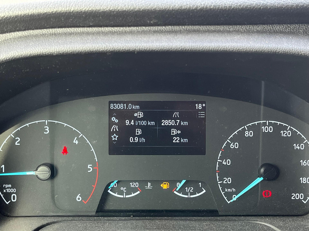 Ford TRANSIT CUSTOM 300 2.0 TDCI L2H1 Trend / Camera / Sync 3 / Dealer onderhouden 12