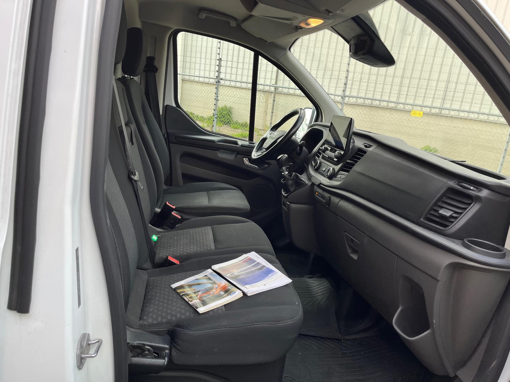 Ford TRANSIT CUSTOM 300 2.0 TDCI L2H1 Trend / Camera / Sync 3 / Dealer onderhouden 7