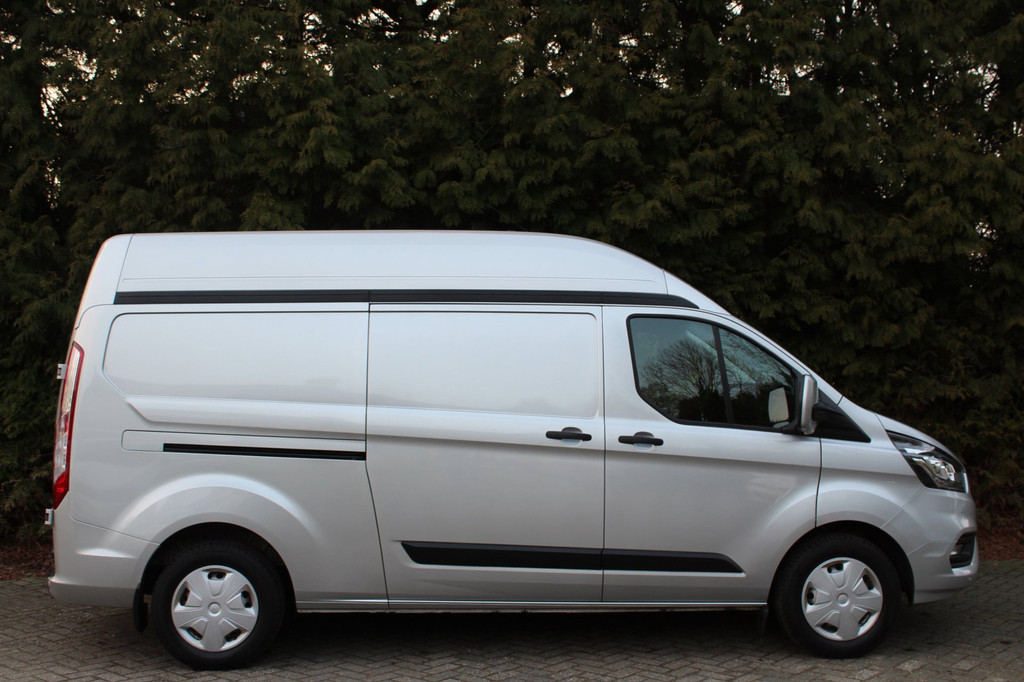 Ford TRANSIT CUSTOM 300 2.0 TDCI L2H2 Trend 170PK | Airco | Cruise Control | NAVI | CAMERA | INBOUW | NWE APK 10