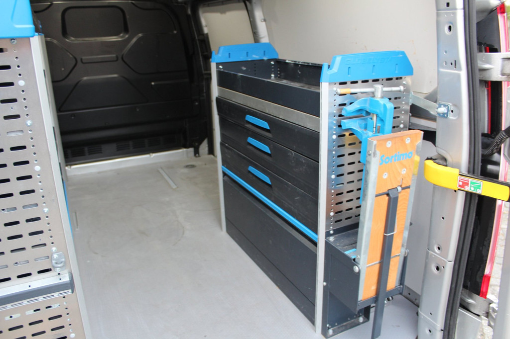 Ford TRANSIT CUSTOM 300 2.0 TDCI L2H2 Trend 170PK | Airco | Cruise Control | NAVI | CAMERA | INBOUW | NWE APK 13