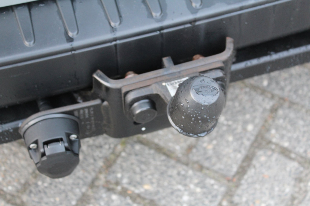 Ford TRANSIT CUSTOM 300 2.0 TDCI L2H2 Trend 170PK | Airco | Cruise Control | NAVI | CAMERA | INBOUW | NWE APK 16