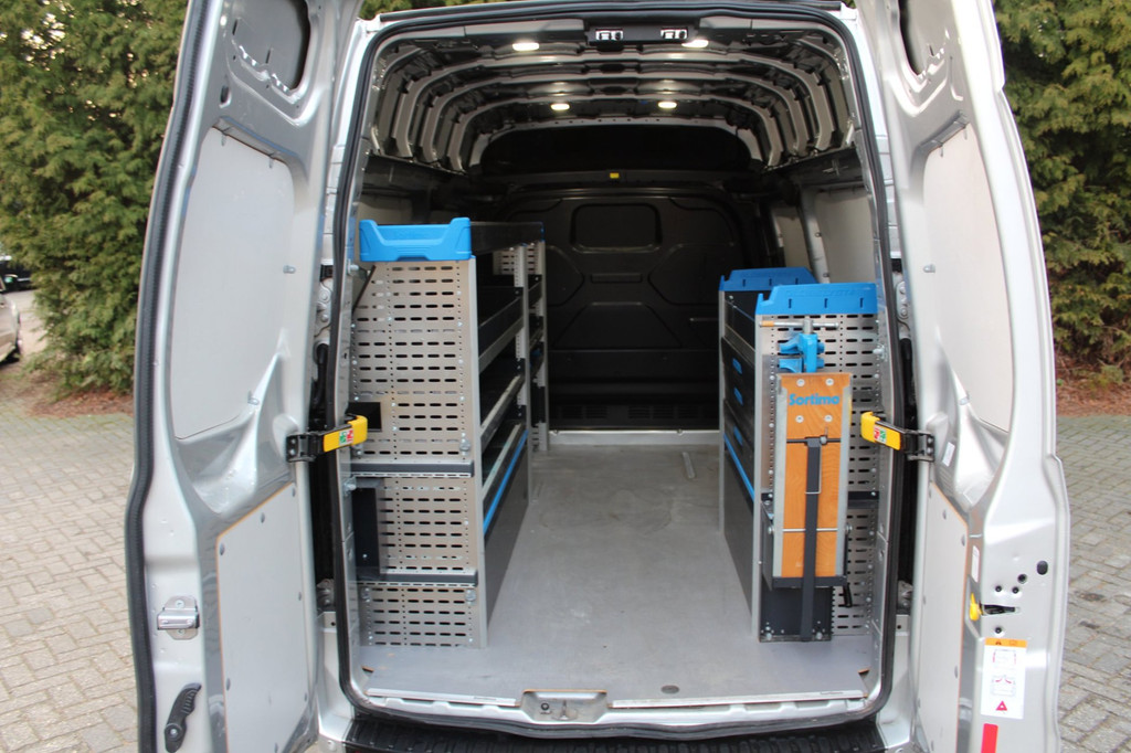 Ford TRANSIT CUSTOM 300 2.0 TDCI L2H2 Trend 170PK | Airco | Cruise Control | NAVI | CAMERA | INBOUW | NWE APK 3