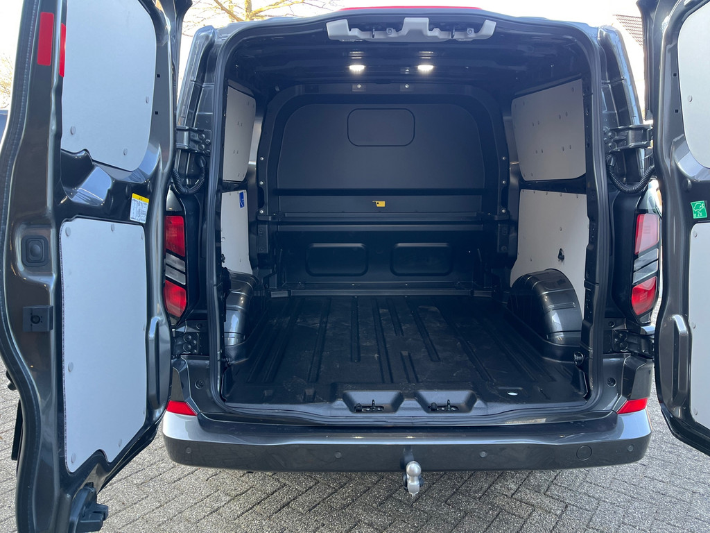 Ford TRANSIT CUSTOM 300 L2H1 LIMITED DC AUT 2024 BPM VRIJ 13