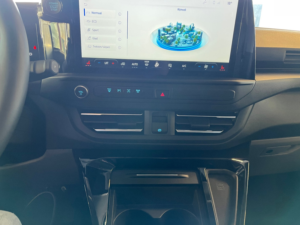 Ford TRANSIT CUSTOM 300 L2H1 LIMITED DC AUT 2024 BPM VRIJ 14