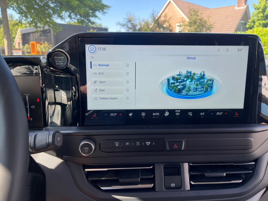 Ford TRANSIT CUSTOM 320 2.0 TDCI 170 PK AUT L2H1 DC Limited 11