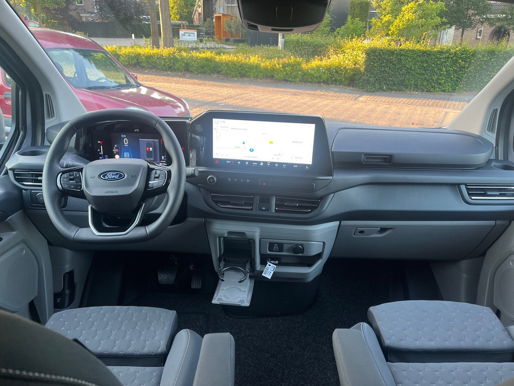 Ford TRANSIT CUSTOM 320 2.0 TDCI 170 PK AUT L2H1 DC Limited 8