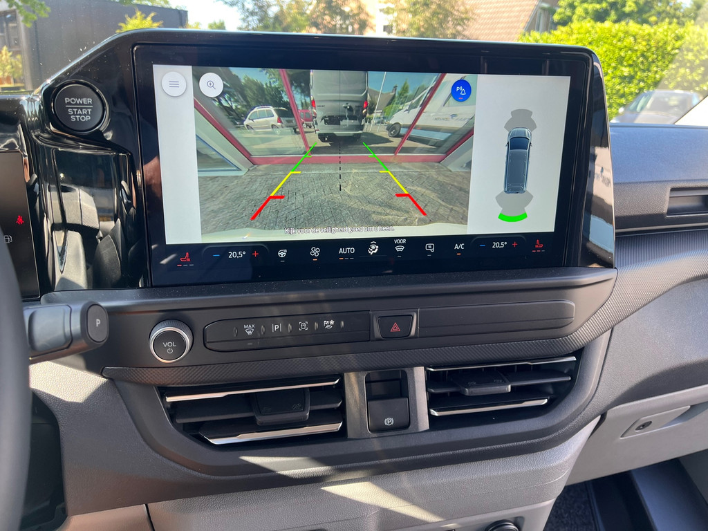 Ford TRANSIT CUSTOM 320 2.0 TDCI 170 PK AUT L2H1 DC Limited 9