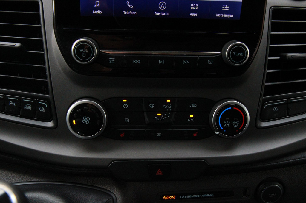 Ford TRANSIT CUSTOM 320 2.0 TDCI L1H1 Limited / Camera / 3 zits / carplay 20