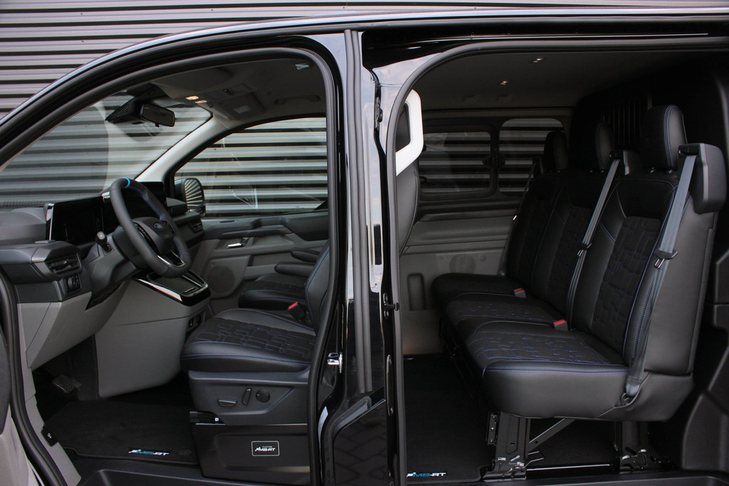 Ford TRANSIT CUSTOM 320 2.0 TDCI L2H1 MS-RT DC AWD DUBBEL CABINE BPM VRIJ / KUIPSTOELEN / DIRECT RIJDEN / NAVIGATIE / FULL BLACK 17