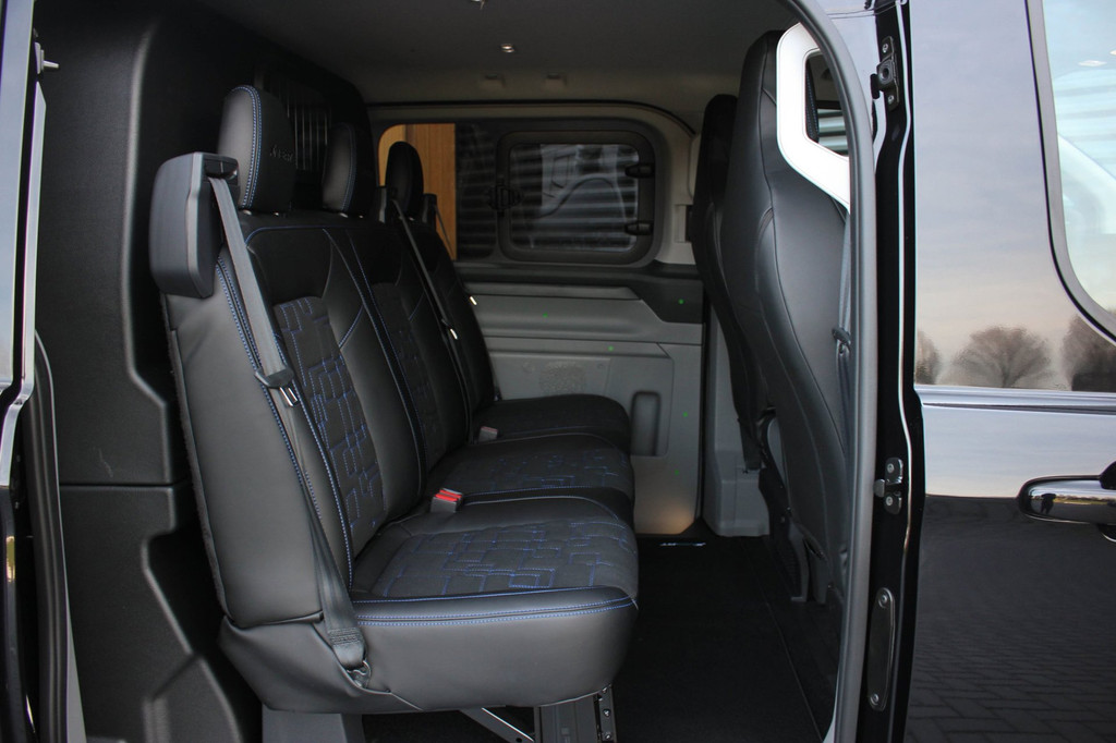 Ford TRANSIT CUSTOM 320 2.0 TDCI L2H1 MS-RT DC AWD DUBBEL CABINE BPM VRIJ / KUIPSTOELEN / DIRECT RIJDEN / NAVIGATIE / FULL BLACK 18