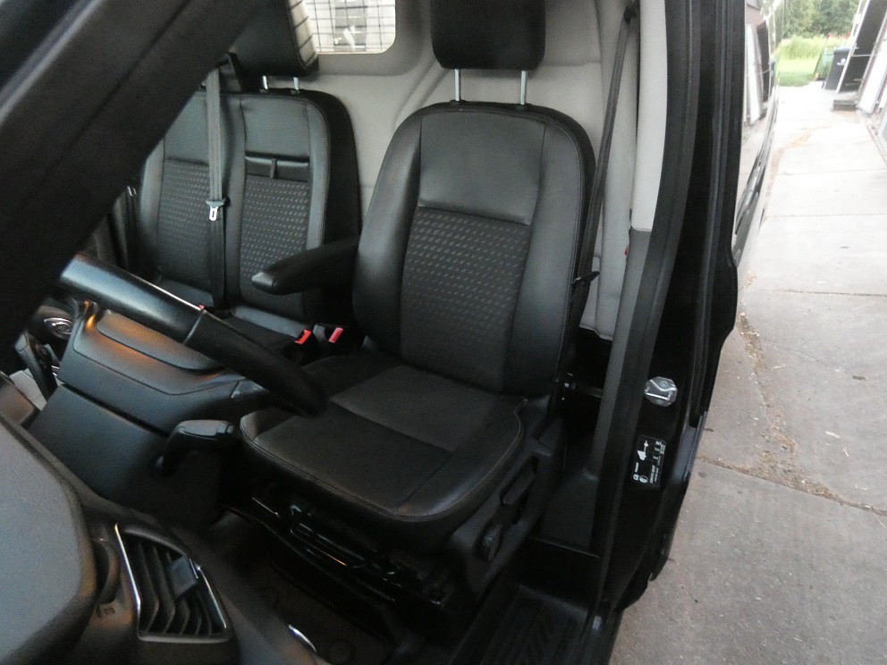 Ford TRANSIT CUSTOM 320 2.0 TDCI L2H1*Sport*leder* navi/cam* 11