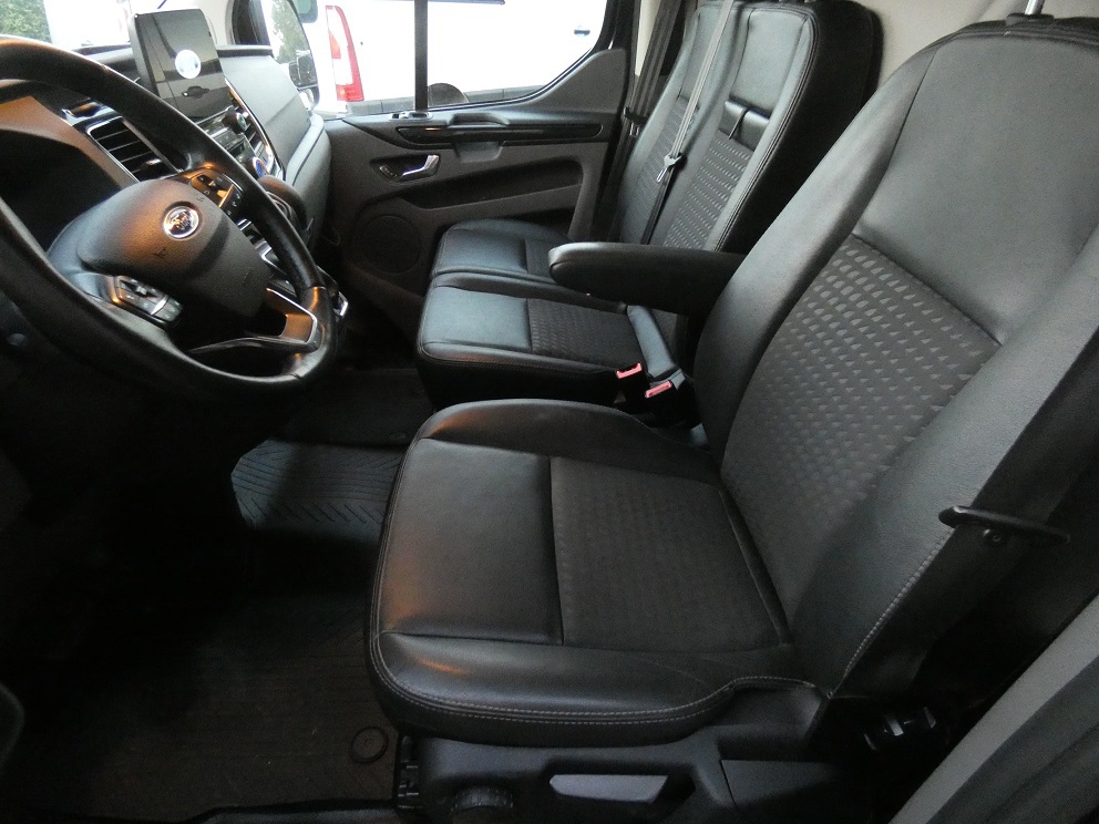 Ford TRANSIT CUSTOM 320 2.0 TDCI L2H1*Sport*leder* navi/cam* 12
