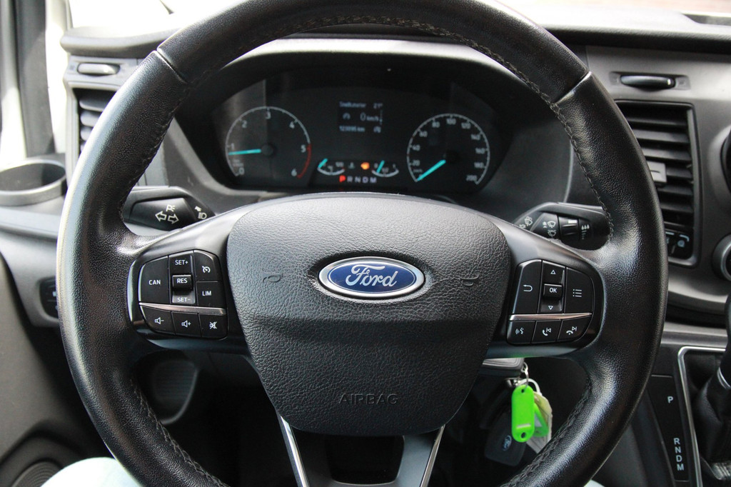 Ford TRANSIT CUSTOM 340 2.0 TDCI L1H1 Trend / Automaat / Laadruimte inrichting / Trekhaak 18