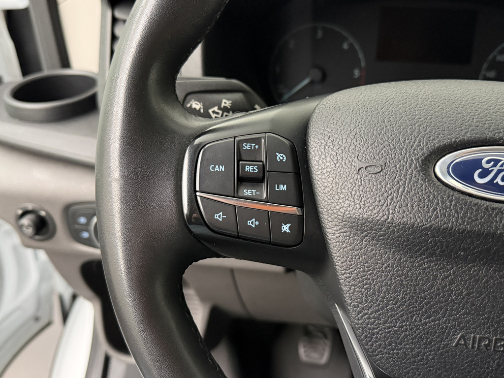 Ford Transit 130PK L4H3 Jumbo | Camera | Trekhaak | 3-Zits | Airco | Cruise | Betimmering 15