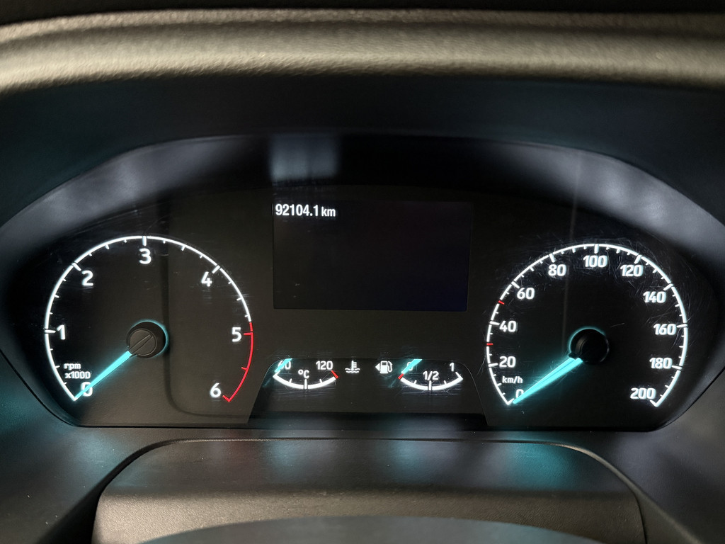 Ford Transit 130PK L4H3 Jumbo | Camera | Trekhaak | 3-Zits | Airco | Cruise | Betimmering 9