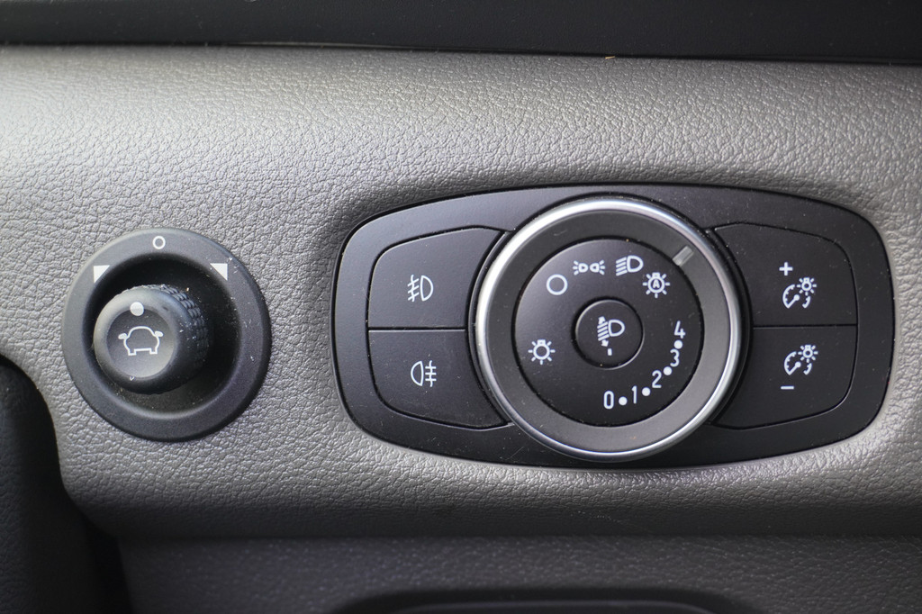 Ford Transit 2.0 TDCI 130PK L2H2 EURO 6 - A/C Climate - Navi - Cruise - PDC - â¬20.900,- Excl. 17