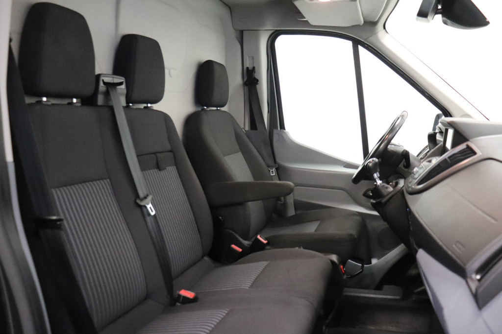 Ford Transit 2.0 TDCI 130PK L2H2 EURO6 - Airco - Cruise - Navi - Stoelverw. - € 11.950,- Excl. 4